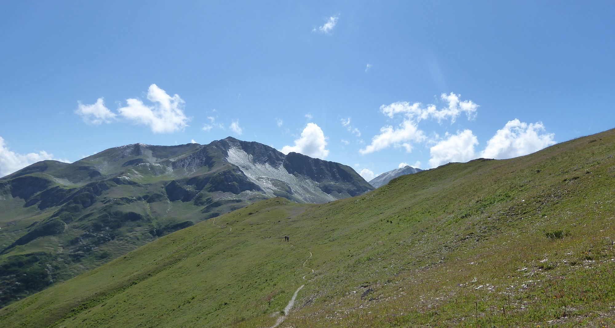 Hiking on the Svaneti ridge ridge