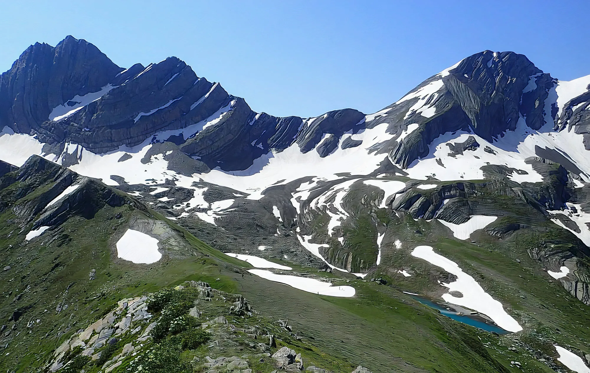 Udziro lake from the Glola pass