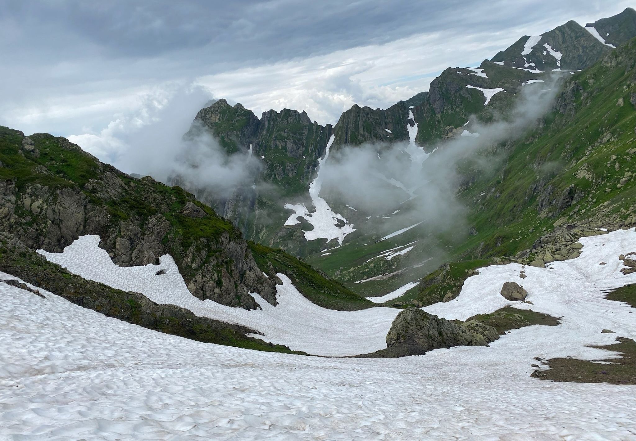 Looking back from the Hybi pass
