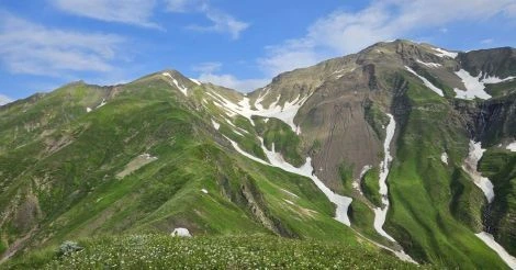 trek from Lentekhi to Khaishi over Uskuri range