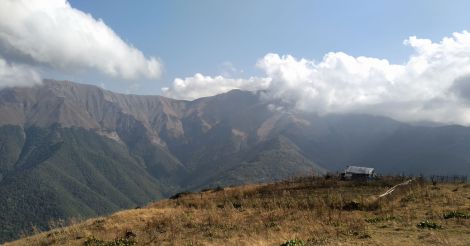 Hike from Artani to Chargali
