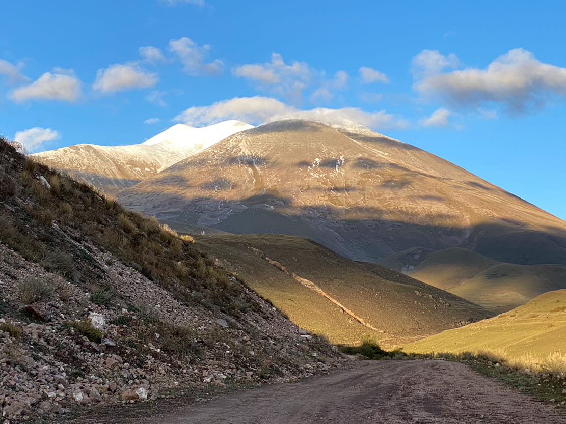 Didi Abuli from the road